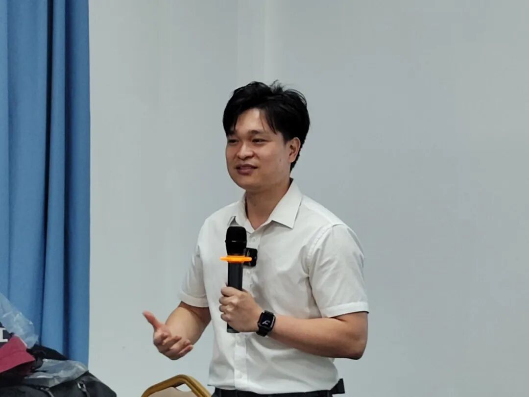 黎仕达